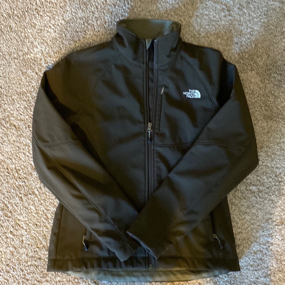 Brown NorthFace women’s jacket size medium